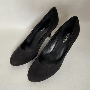 Call It Spring Classy Suede Pumps